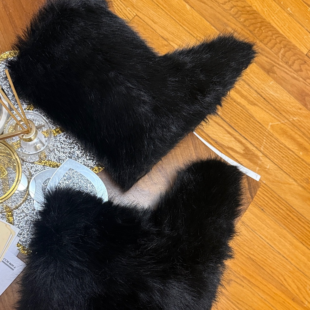 Source Unknown Black Faux Fur Winter Boots - Picture 7 of 13